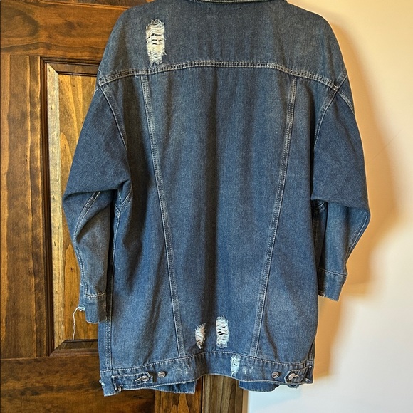 Refuge Distressed Blue Denim Jacket - Picture 9 of 11